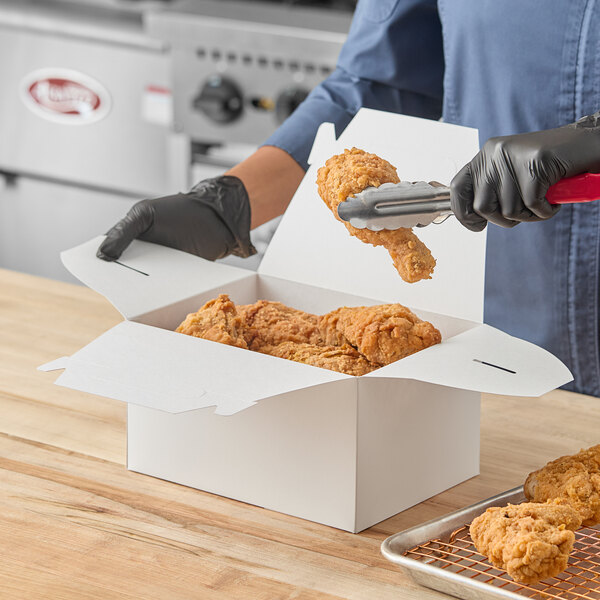 Choice 9" x 7" x 5" White Barn Take-Out Lunch / Chicken Box with Handle - 125/Case